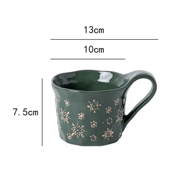 Christmas Mistletoe Coffee Cup ~ Forest Green