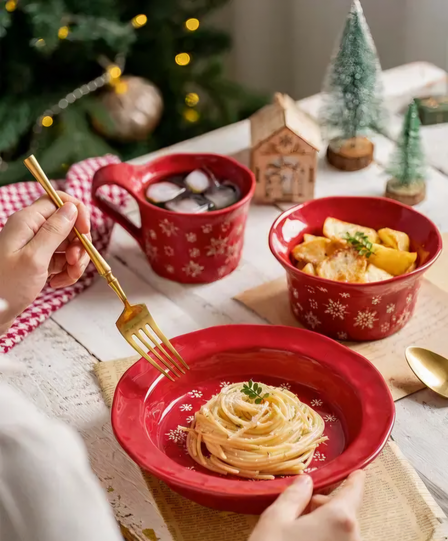 Christmas Mistletoe Dinner Set 9pc