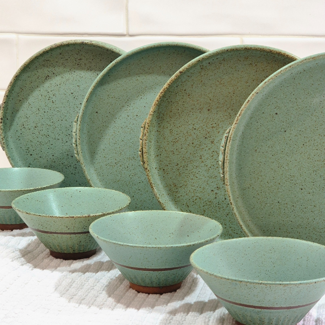 Tuscan Apple Coloured Dinner Plate/Bowl Set 8pc