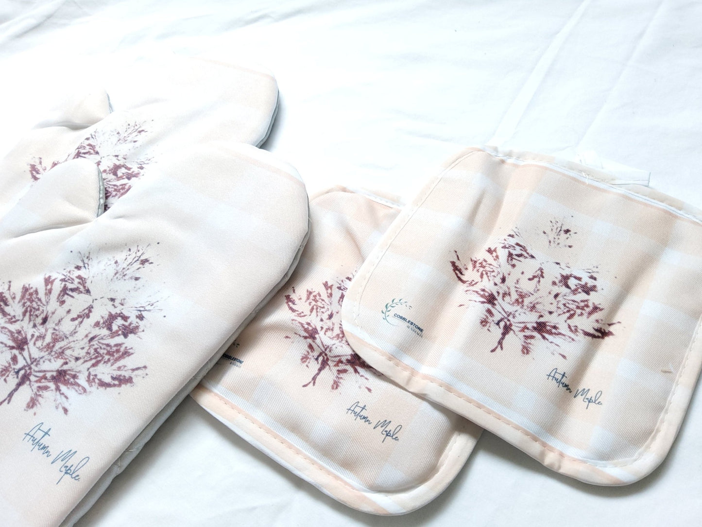 Soft Apricot Gingham & Autumn Maple Leaf Pattern Oven Mitt & Pot Holder Set - Cobblestone Australia